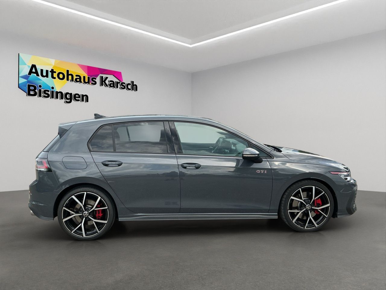 Volkswagen Golf VIII 2.0 TSI DSG GTI APP, PDC, KAMERA foto 8