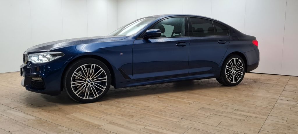 Image of BMW 540