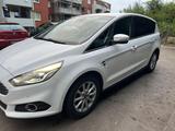 Ford S-Max 2.0 - Ford S-Max Gebrauchtwagen in Bremen