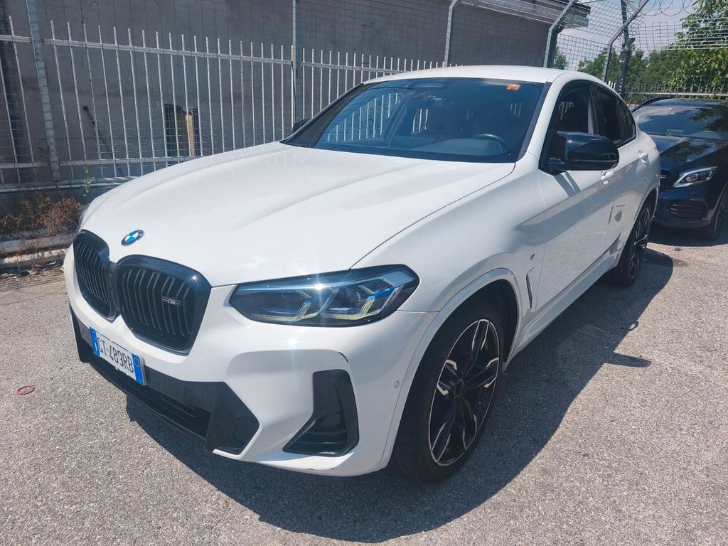Image of BMW X4