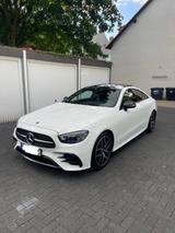 Mercedes-Benz E 220d Coupé Amg Line*Multibeam*Pano*MB Garantie - mit Diesel-Antrieb: Coupe, Garantie