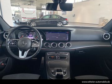 Mercedes E 220 - 8