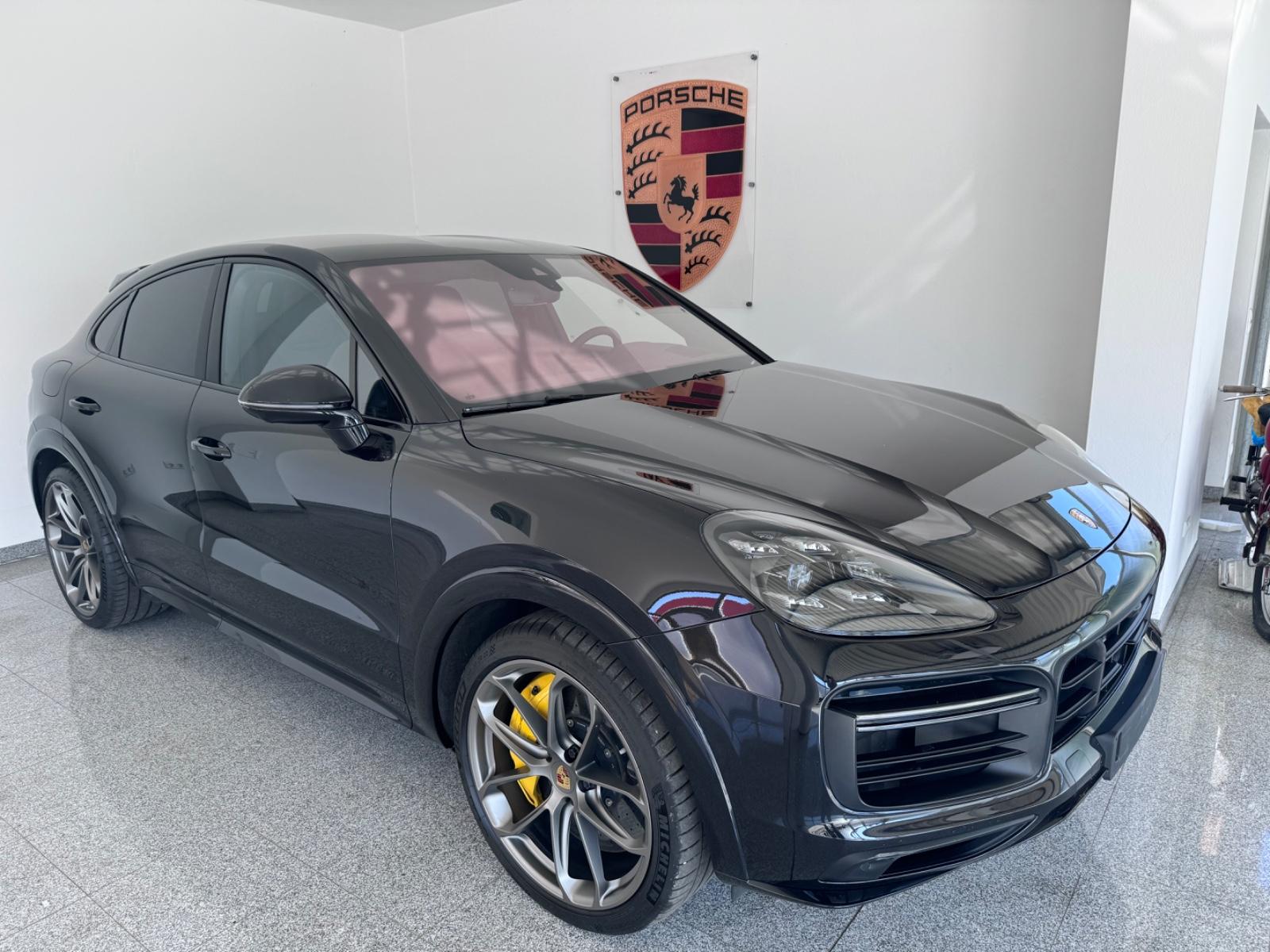 Porsche Cayenne Coupe Turbo- GT-Leichtbau Sport Paket 22