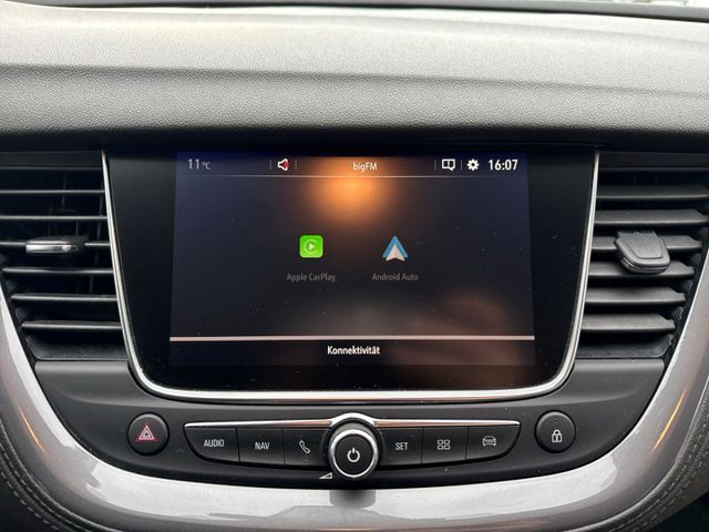 Grandland INNOVATION 1.2 Turbo INTELLILINK PDC V