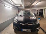 Hyundai ix35 2.0 Premium 4WD Automatik Premium - Hyundai ix35 in Stuttgart