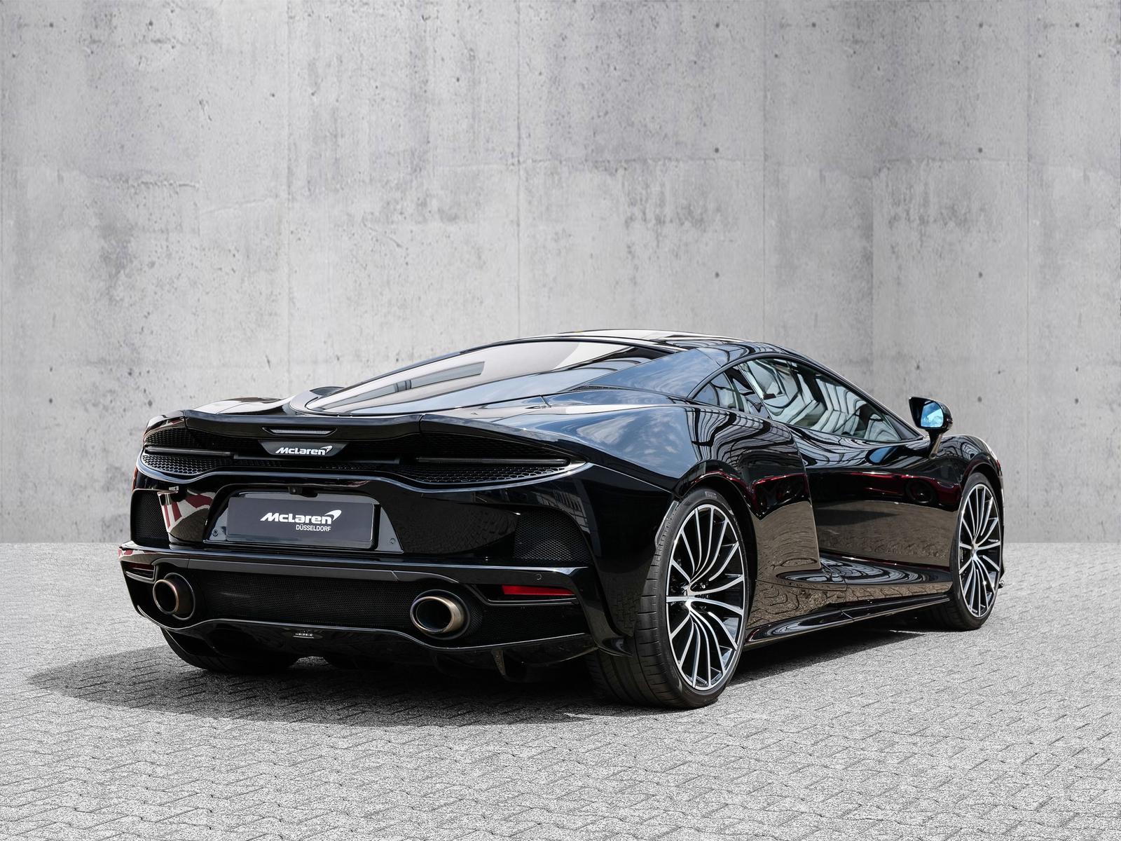 McLaren GT Abyss Black, Premium&Practicality Pack