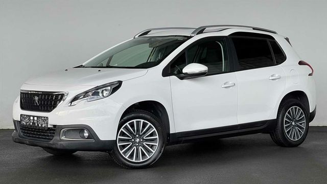 Peugeot 2008 1,2 Pure Tech KLIMA EINPARKHILFE TEMPOMAT