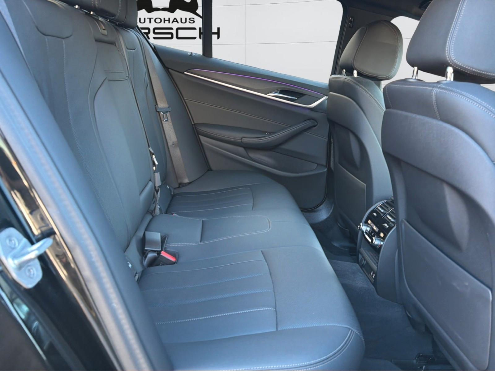 BMW 520D Standheiz. Ambiente Carplay Tempom. RFK SHZ