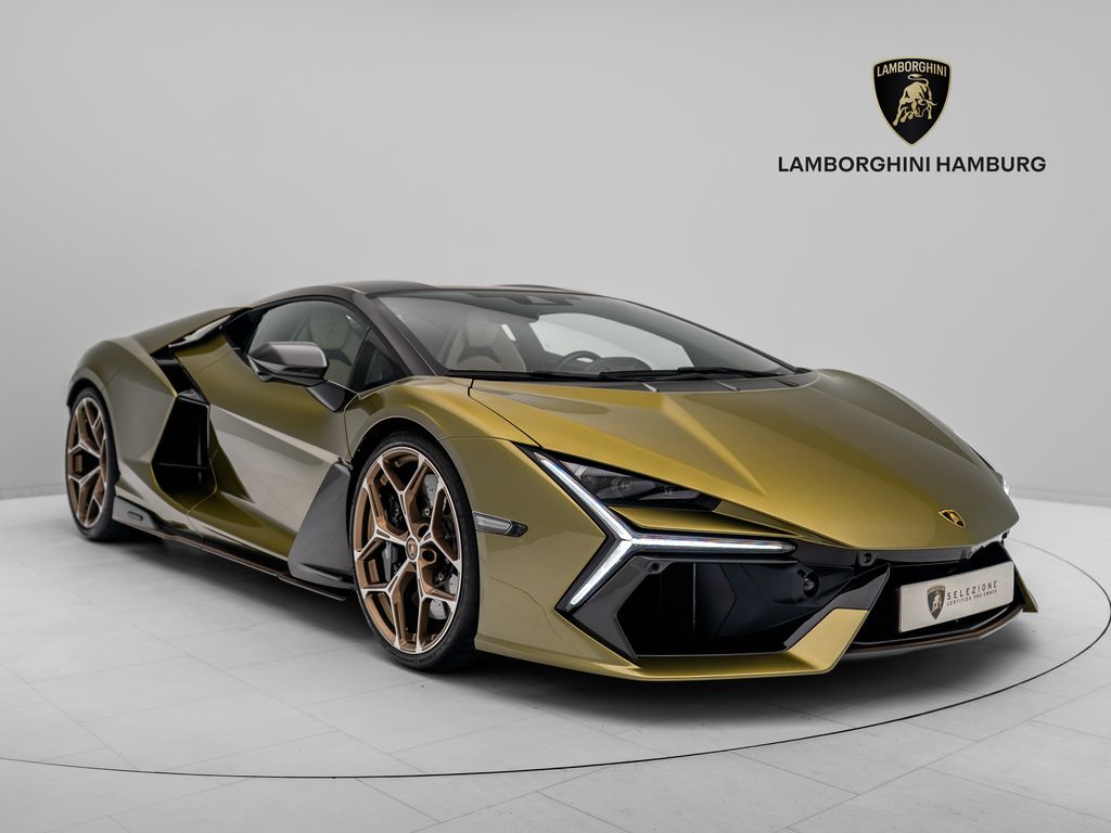 Image of Lamborghini Revuelto