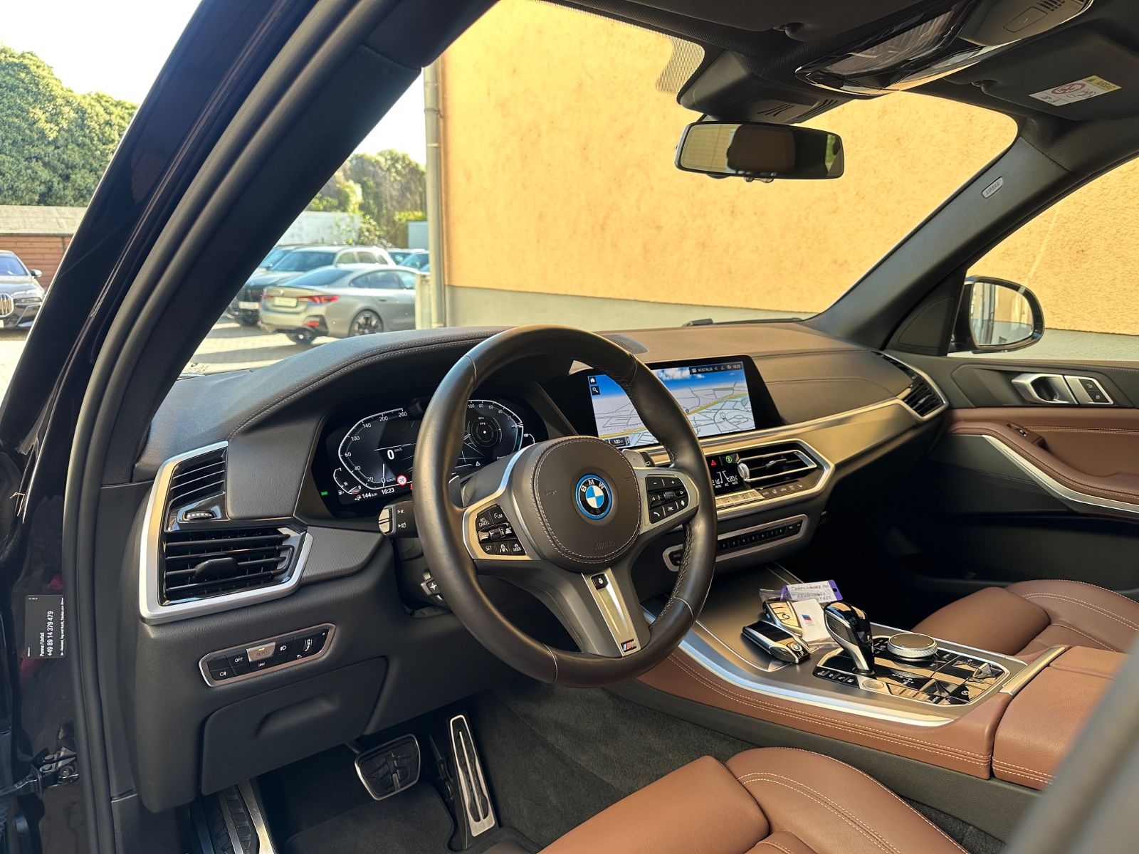 BMW X5 xDr45e M Sport PANO*AHK*Laser*HiFi*ACC*360° imagem 2