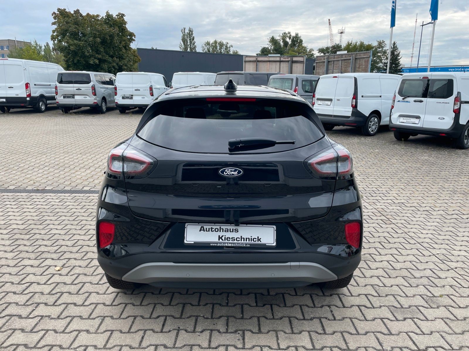Fahrzeugabbildung Ford Puma Titanium