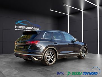 Volkswagen Touareg - 11