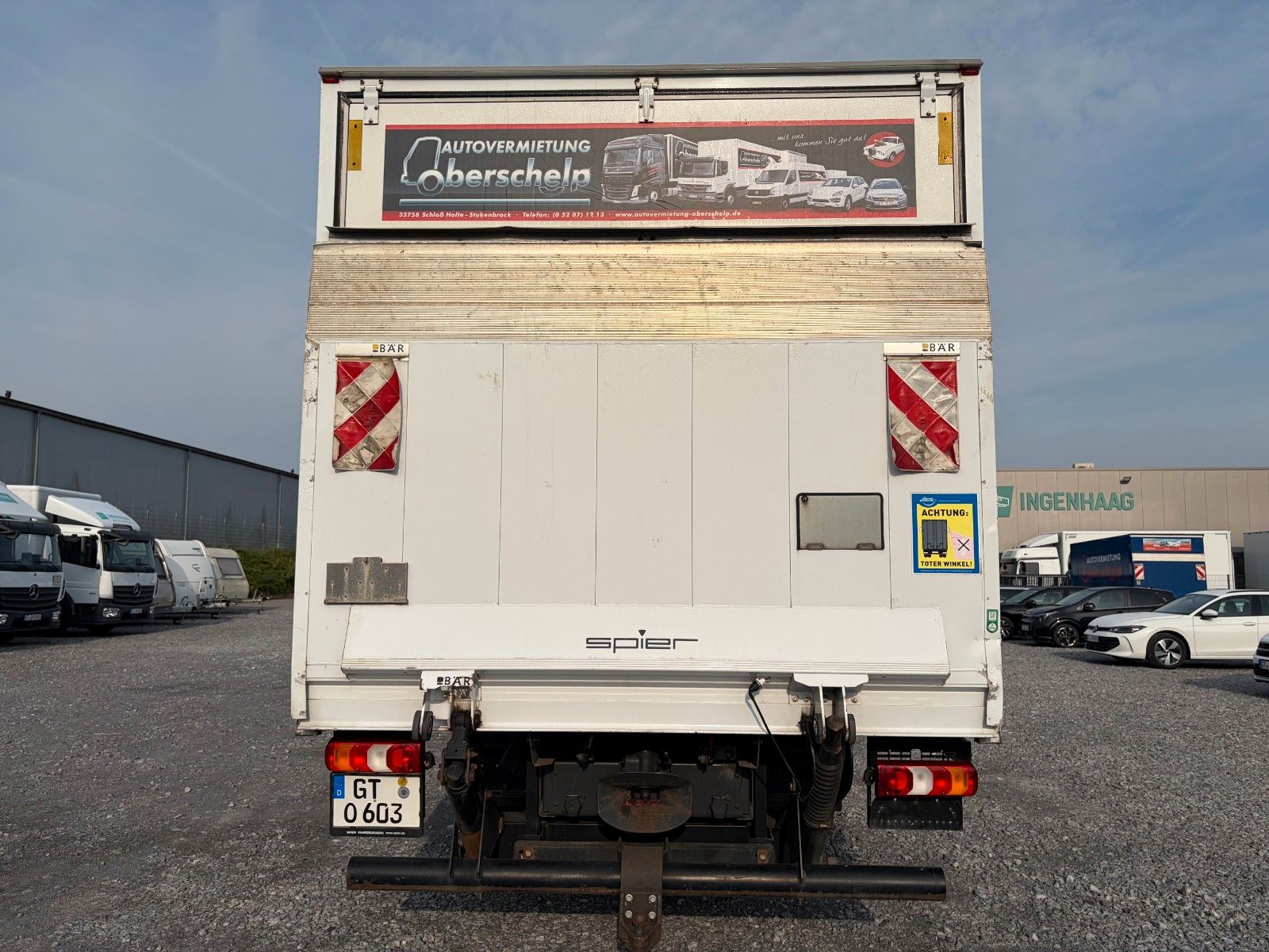 Fahrzeugabbildung Mercedes-Benz Atego 818 Koffer 7200 mm LBW Autom. Klima