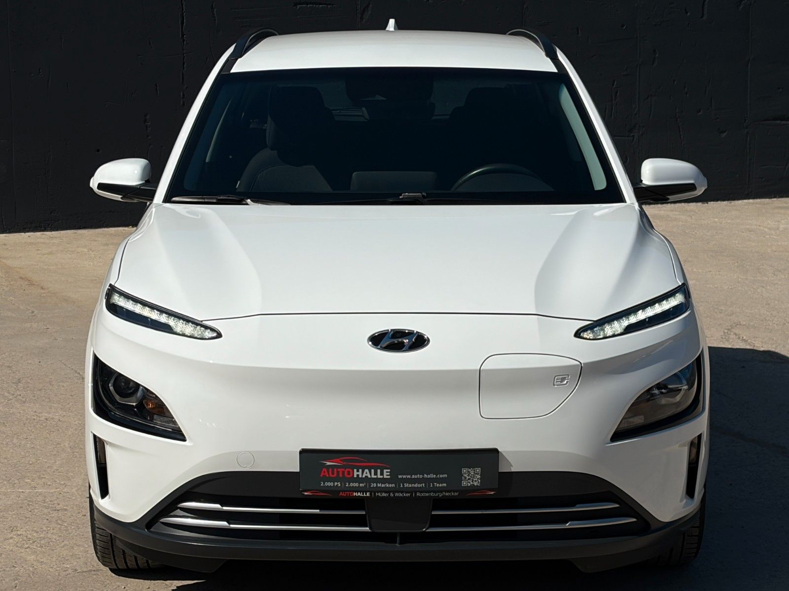 Fahrzeugabbildung Hyundai KONA E Select SHZ LHZ ACC LKA LFA Navi CarPlay