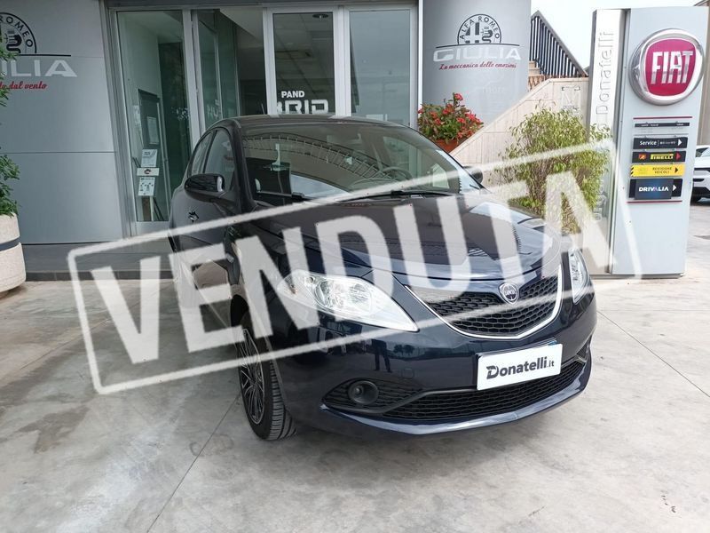 LANCIA Ypsilon