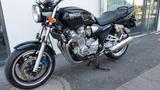 Yamaha XJR 1300 - YAMAHA XJR 1300