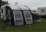 Hobby De Luxe 400 SF