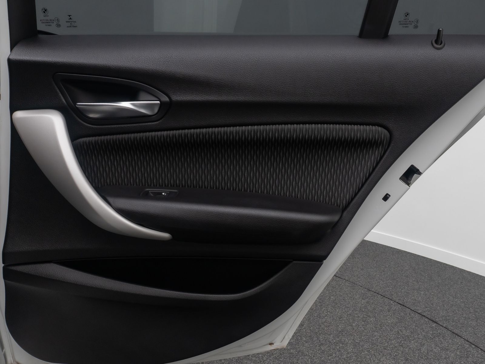 Fahrzeugabbildung BMW 118i FernlichtAs Komfort Ad.LED Tempomat KlimaAT