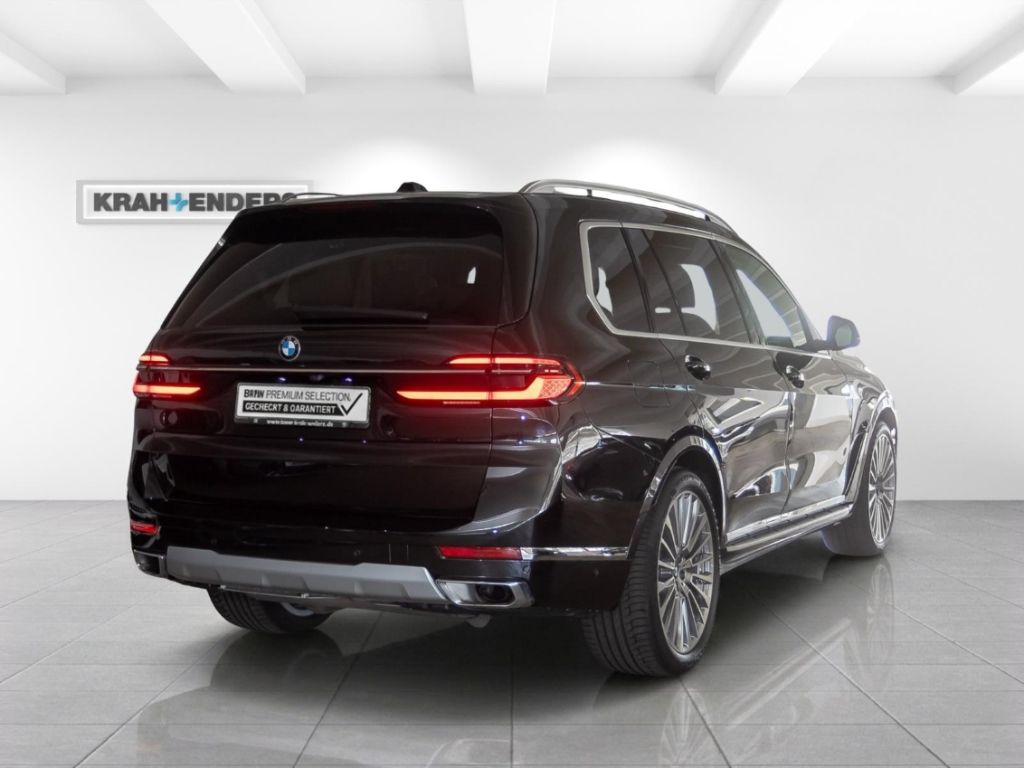 BMW X7 xDrive40d AHK Panorama Navi Leder HUD StandHZ foto 3