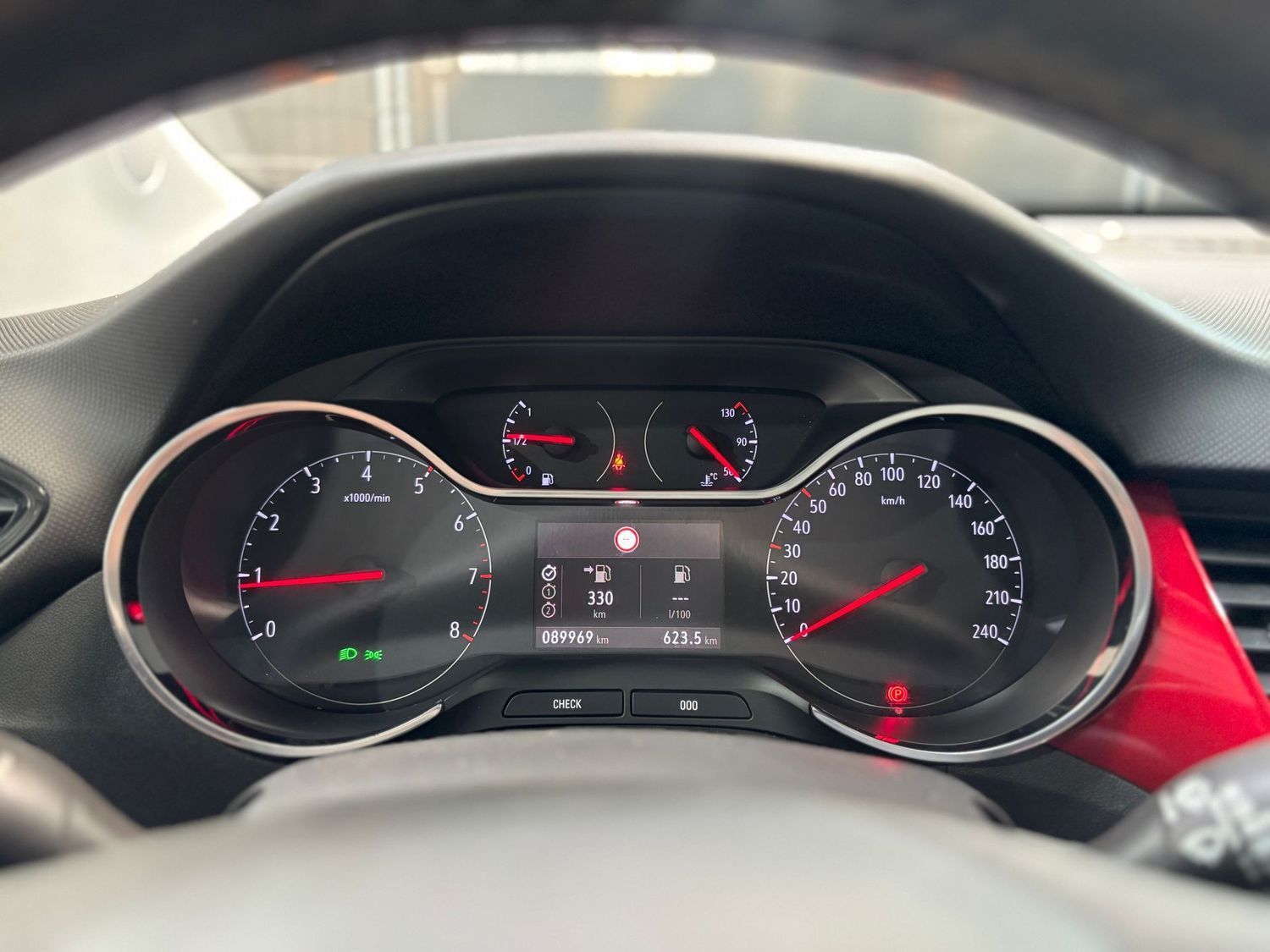 Fahrzeugabbildung Opel Crossland X GS Line#LED#Spur#Ambiente#Kamera