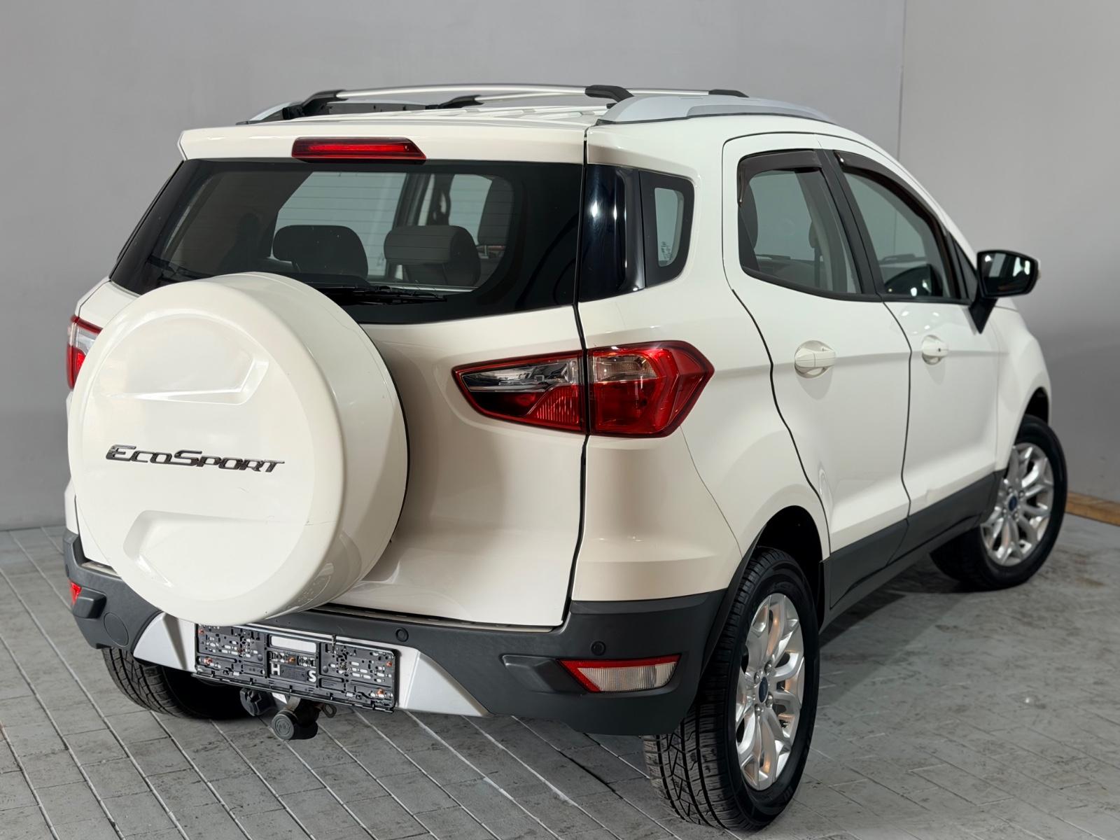 Ford EcoSport 2015 — photo 10