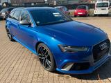 Audi RS6 RS 6 Avant 4.0 TFSI quattro performance - blaue Audi RS6