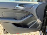 Mercedes-Benz B 180 d Urban /AHK/Navi/Shz/LED/ILS/Rfk/18"eFH. - Mercedes-Benz B 180 mit Diesel-Antrieb: Automatik