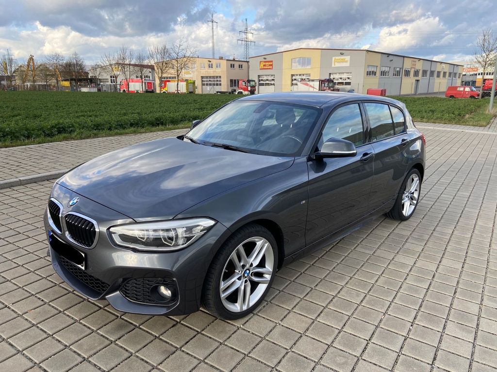 Image of BMW 120