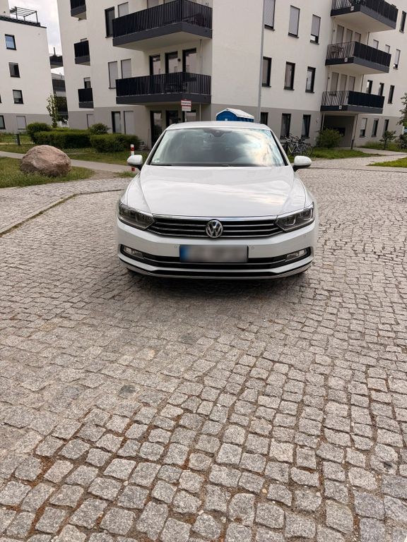 Image of Volkswagen Passat