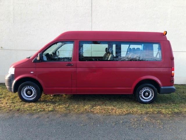 Volkswagen T5 lang, Mittelhochdach, 2x Rollstuhlplatz