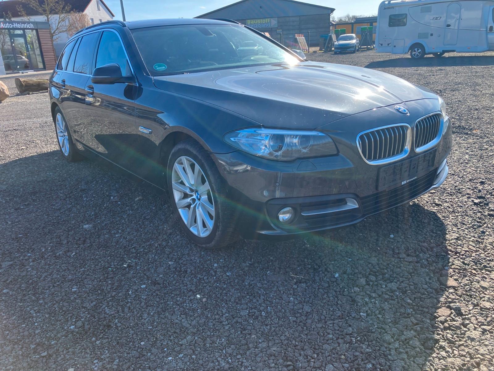 BMW 530d xDrive Touring A Luxury Line