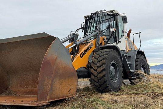 Liebherr L546