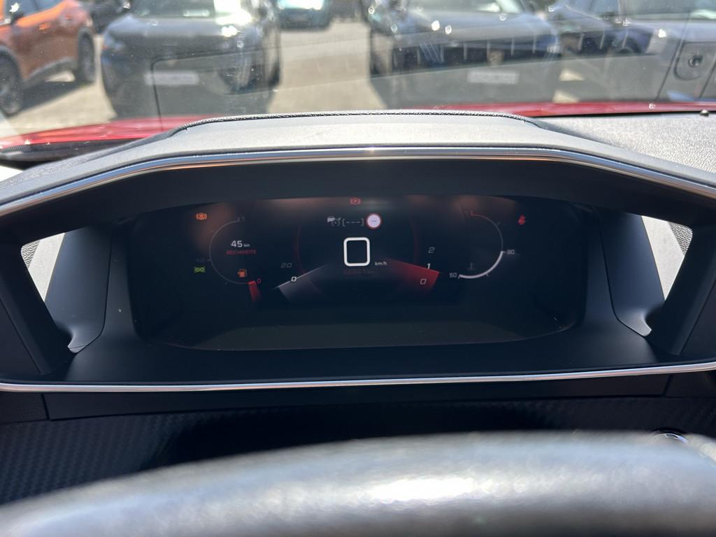 Peugeot 2008 PT 130 Allure *Navi*Cam*Schiebedach*SHZ*GJR