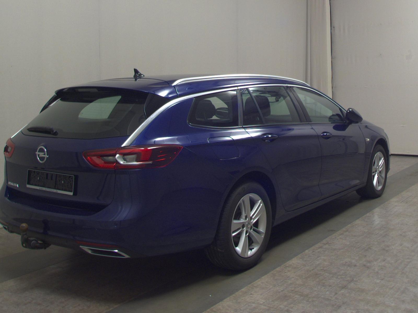 Opel Insignia ST 2.0 CDTI Elegance NAVI LED RFK HUD
