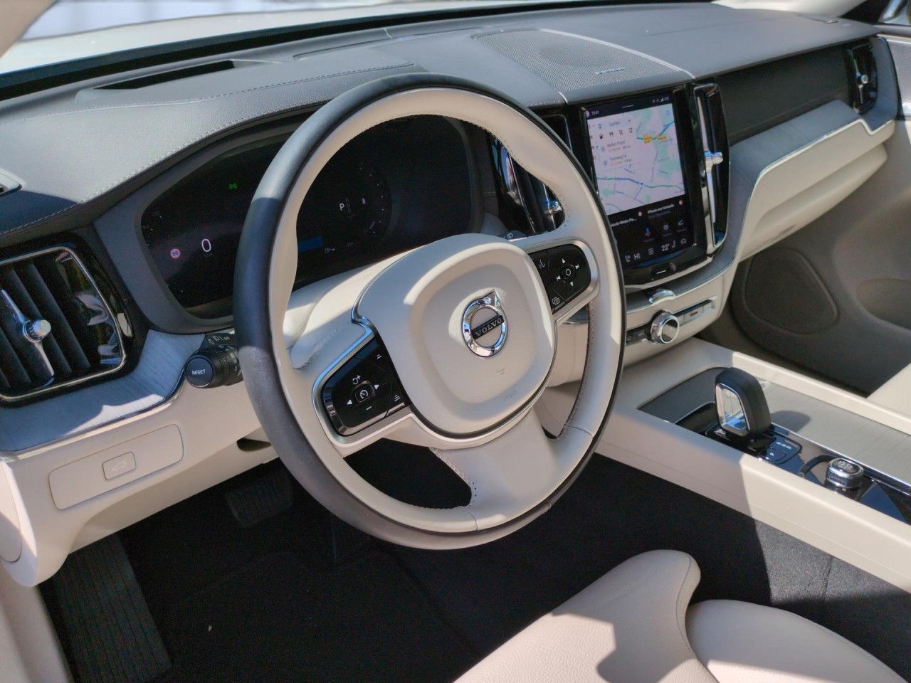 Volvo XC 60 Ultimate Dark AWD foto 14