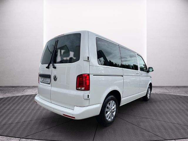 Fahrzeugabbildung Volkswagen T6.1 Transporter Kombi 2.0 TDI 8 SITZE LED PDC M