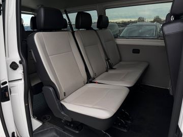 Volkswagen T6 Caravelle - 11