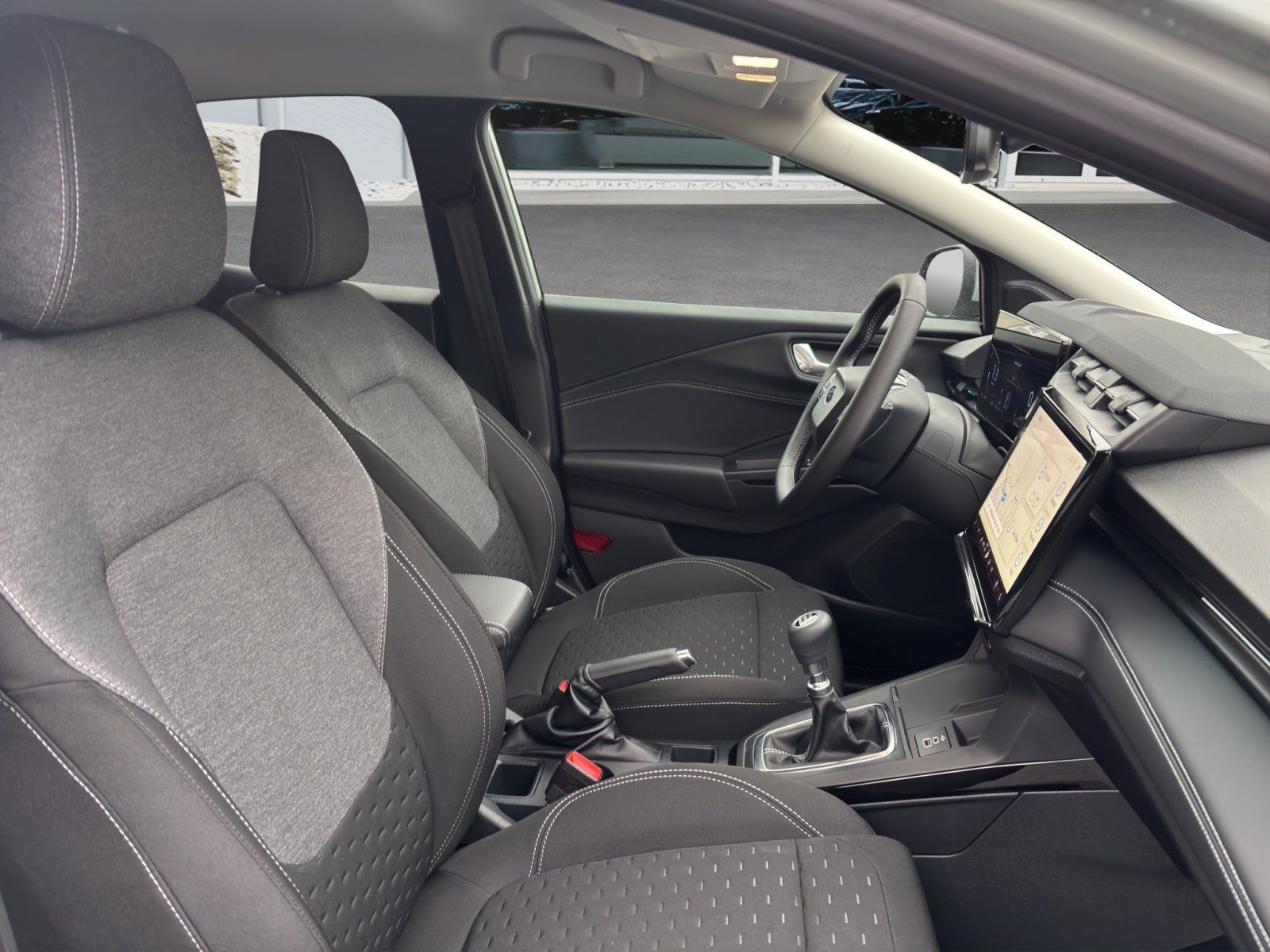 Fahrzeugabbildung Ford Puma Titanium #Winterpaket #Rückfahrkamera