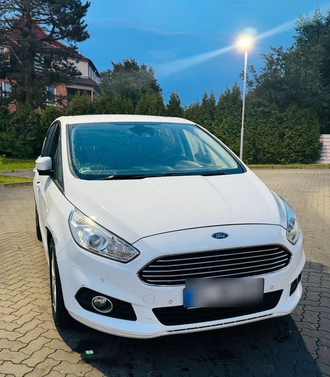 Image of Ford S-Max