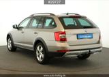 Skoda Octavia Combi 2.0 TDI  Scout 4x4 #AHK#LED#Pano# - : Beige, Schiebedach, Kombi