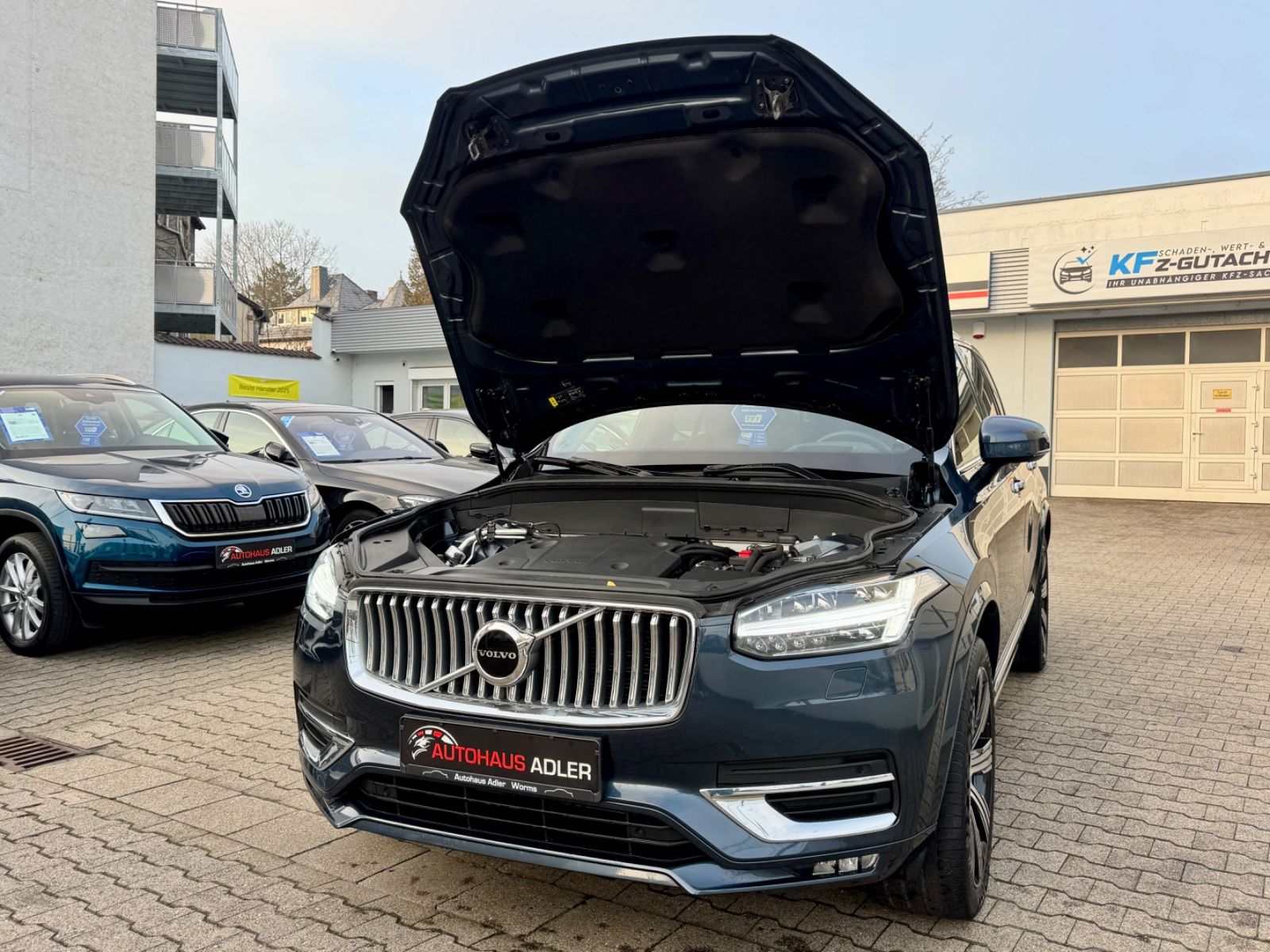 Volvo XC90 B5 D AWD ULTIMATE BRIGHT 1HD 19% AUTOM PANO foto 4