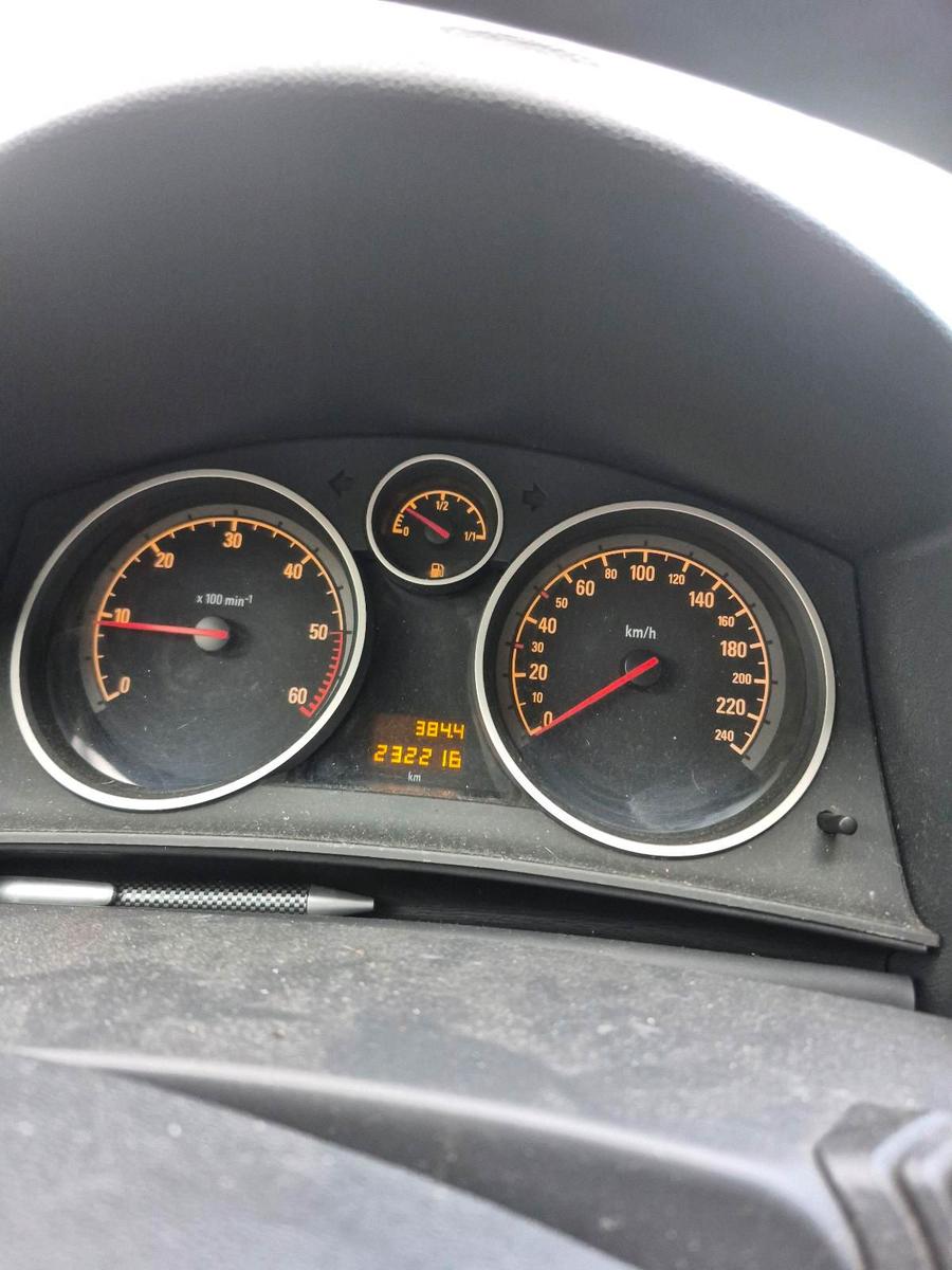 Opel Astra 2008 — engine 150 HP (110kW)