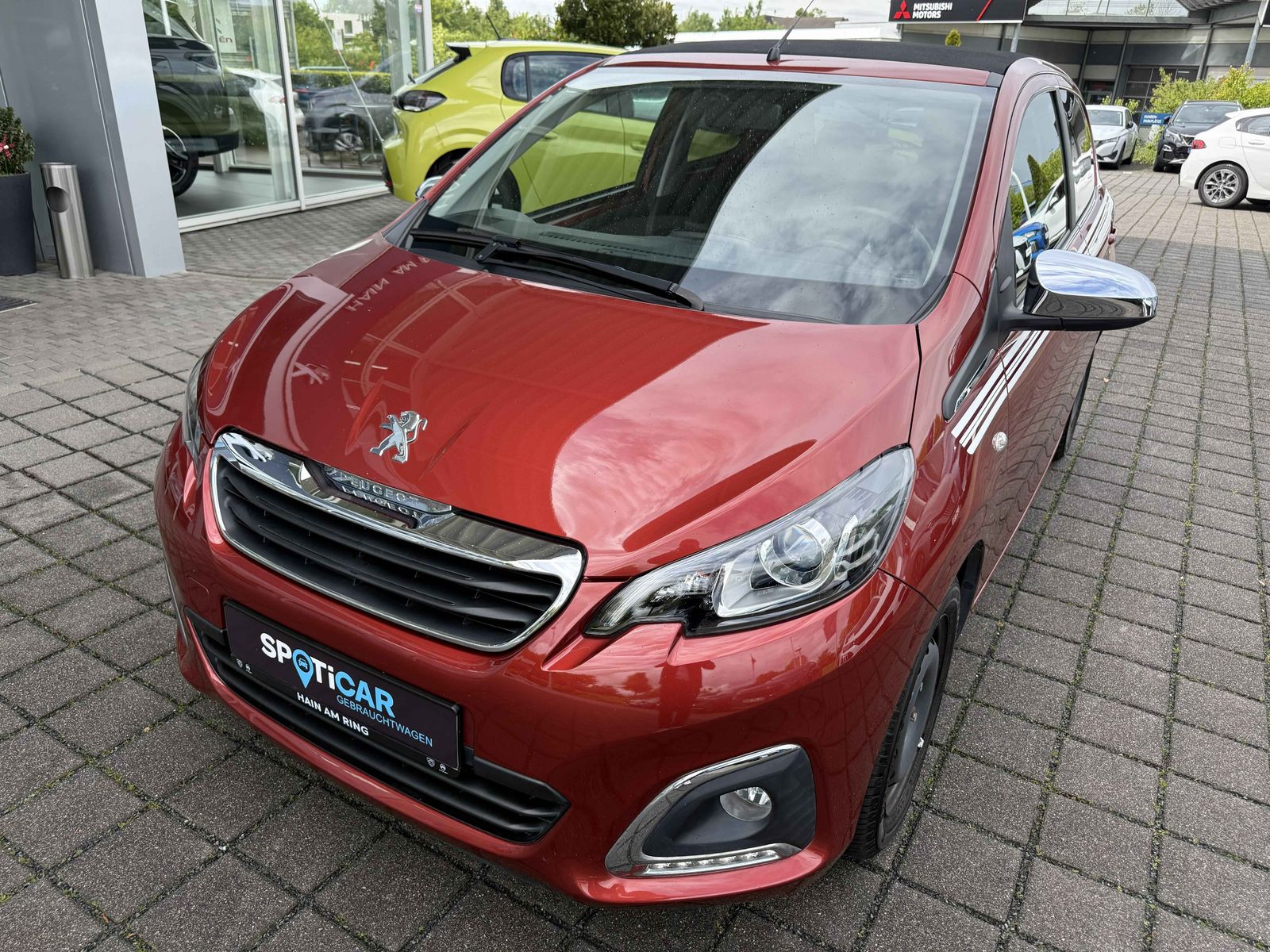 PEUGEOT 108