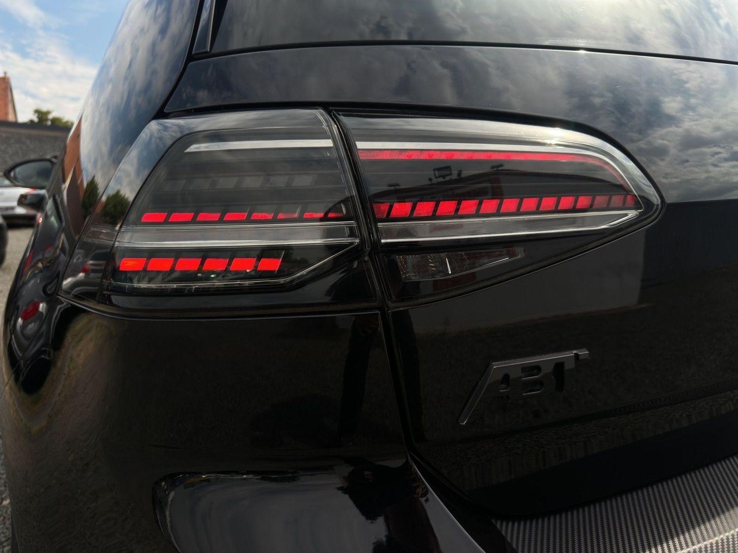 Volkswagen Golf GTI PERFORMANCE 300 CH DSG / ABT DARK EDITION 1 / 50 / DCC / DYNAUDIO