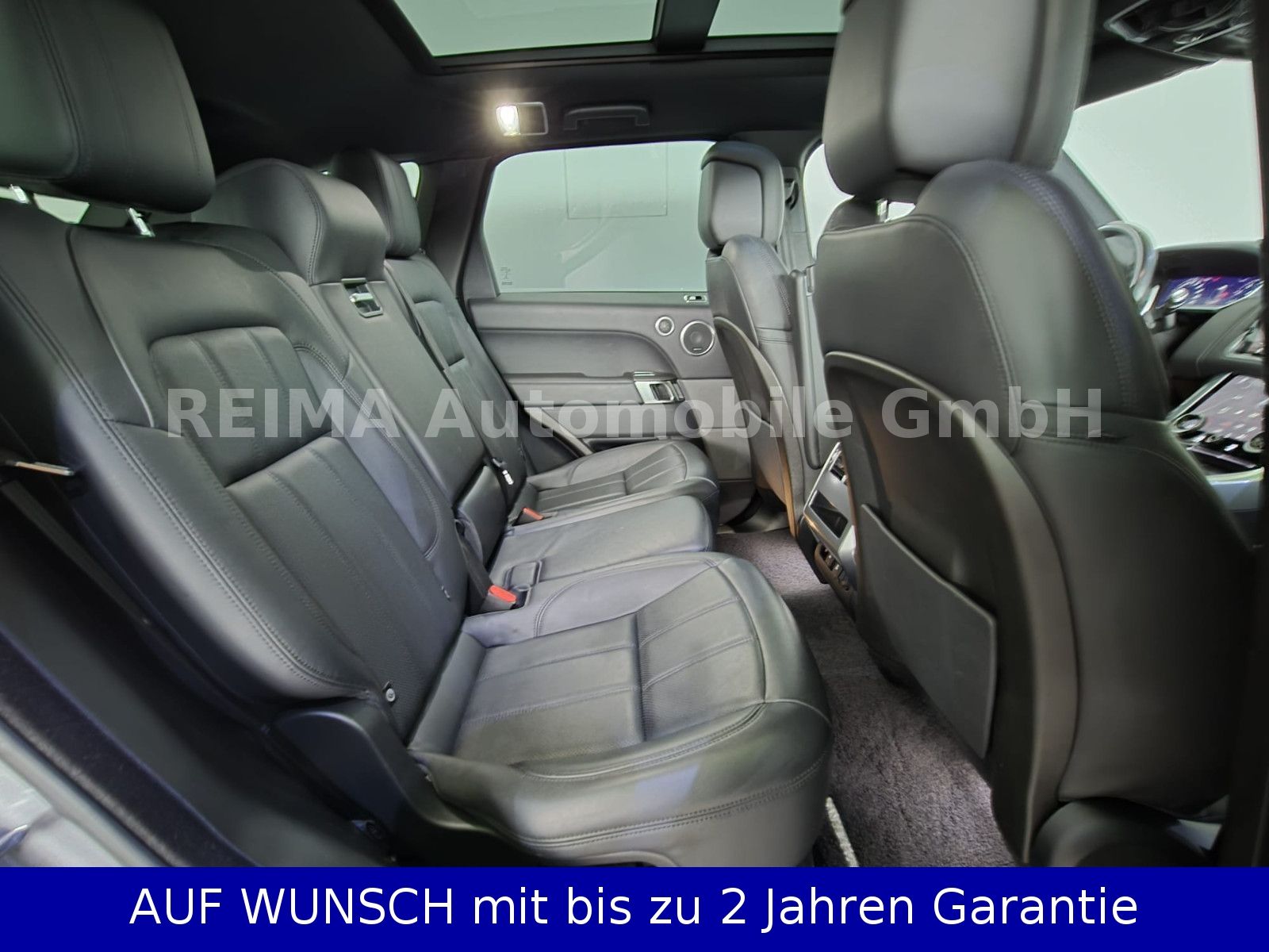 Fahrzeugabbildung Land Rover Range Rover Sport HSE P 400E Hybrid, Matrix