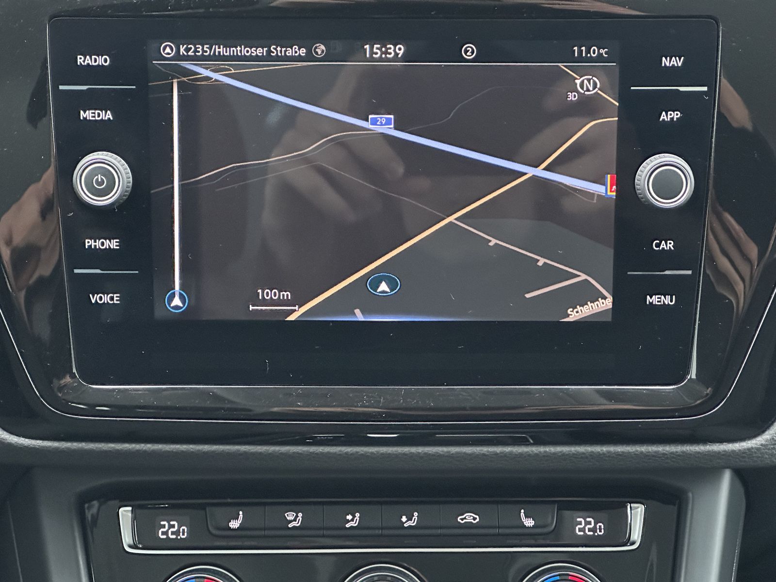 Fahrzeugabbildung Volkswagen Touran  2.0 TDI DSG Highline NAV+LED+AHK+ACC+PP