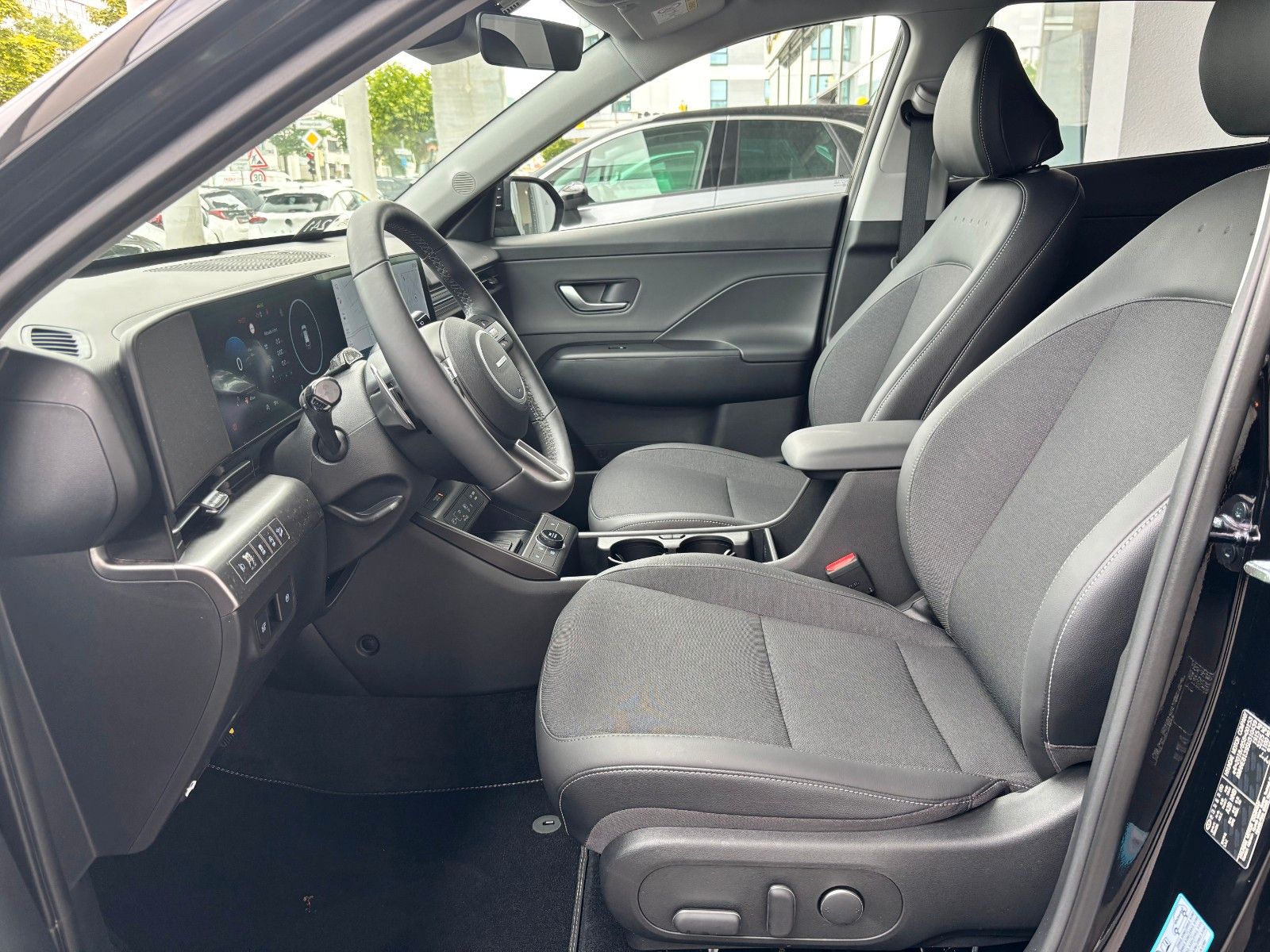 Fahrzeugabbildung Hyundai Kona Prime 1.6l Navi/SHZ/360°!