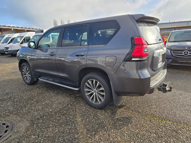 Toyota Land Cruiser 2.8 D-4D Executive Automatik Leder