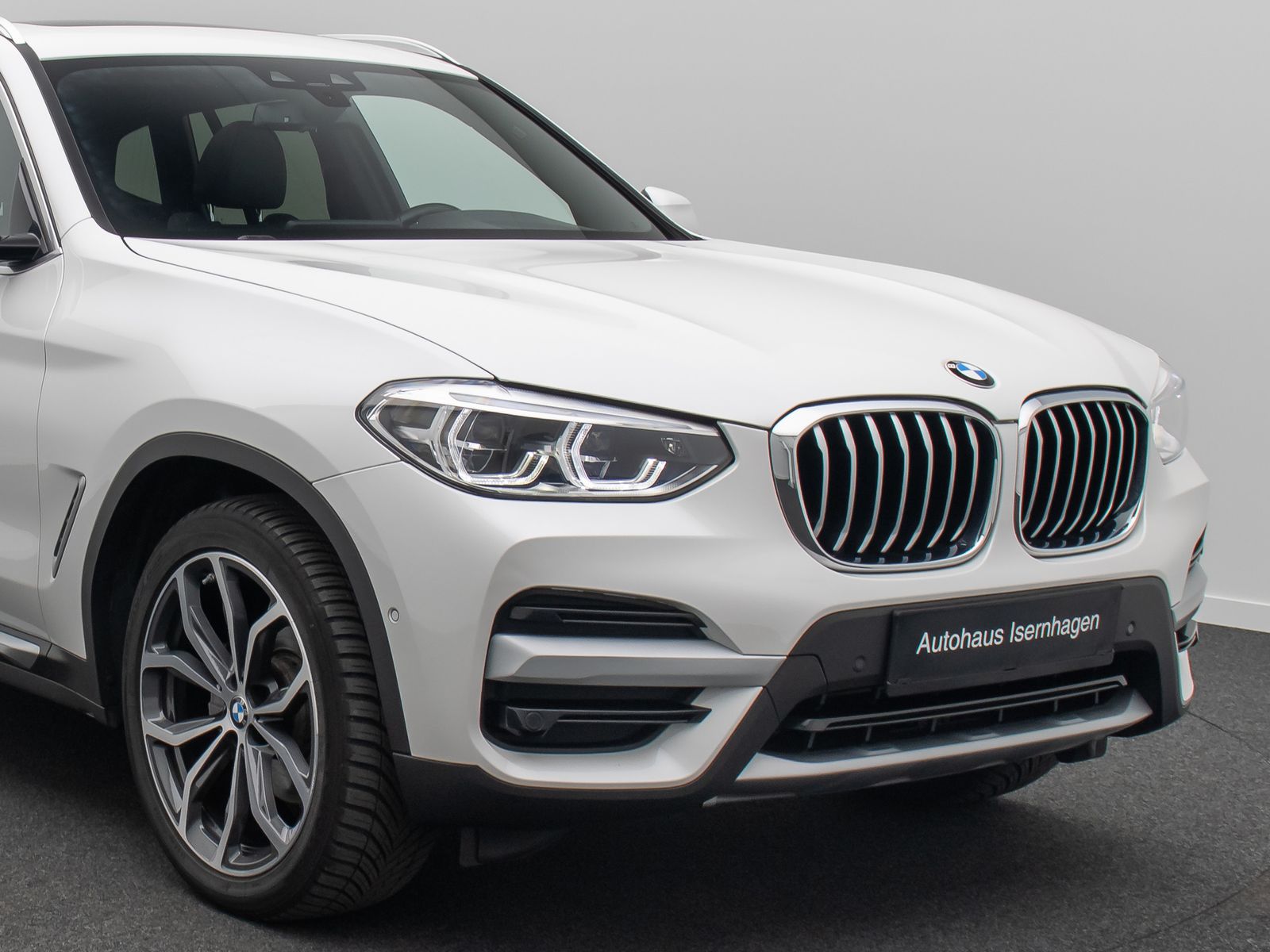 Fahrzeugabbildung BMW X3 xD20d xLine Kamera DAB AHK Komfort HUD 20Zoll