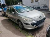Peugeot 307 Kombi - Peugeot 307 mit Benzin-Antrieb: Kombi